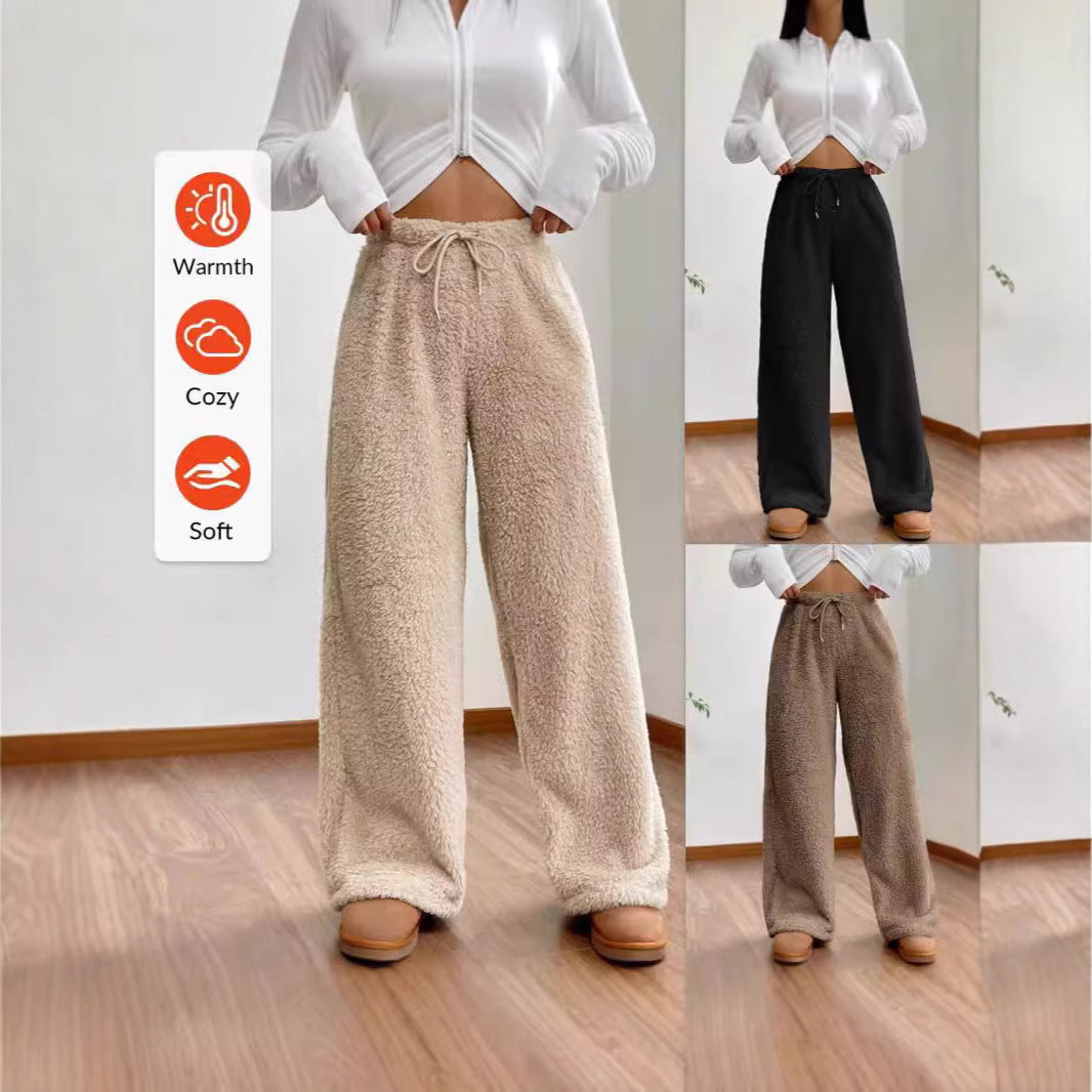 Ladies Cozy Fleece Pants with Wide Cut Mune