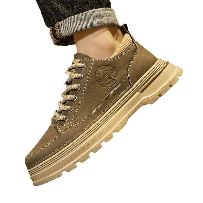 Women's sporty sneakers with comfortable cushioning technology and durable upper material Mune Fashion