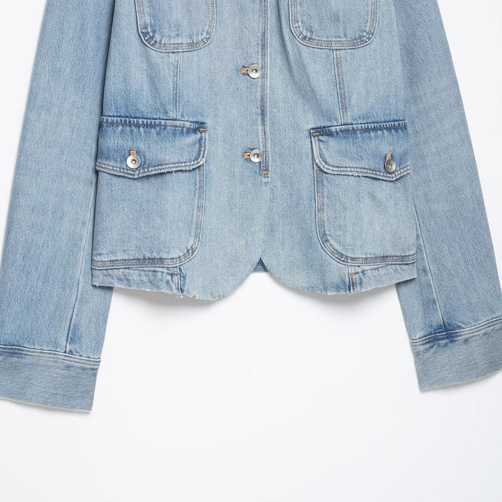 Women's jeans field jacket with stand-up collar, shoulder patches, and four flap pockets Mune Fashion