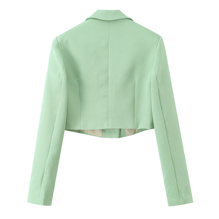 Ladies short blazer with tailored silhouette and lapel collar Mune Fashion