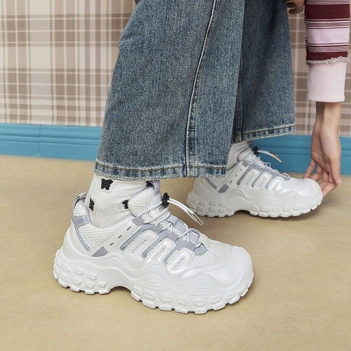 Women's sporty chunky sneakers with breathable mesh upper and sturdy profile Mune Fashion