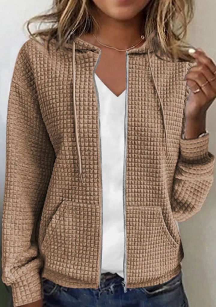 Women's quilted hooded jacket with waffle texture, full zip and kangaroo pockets Mune Fashion
