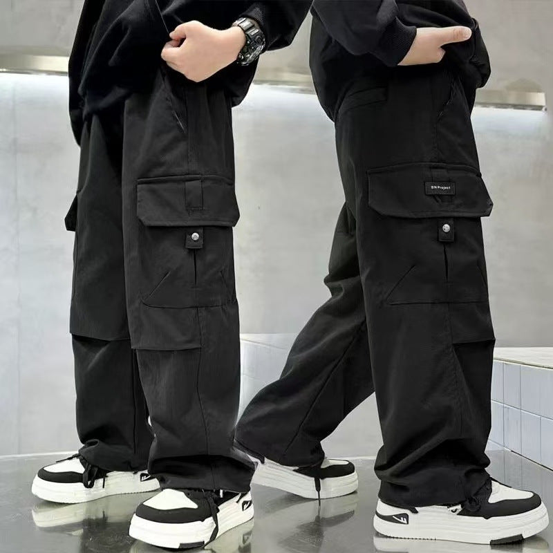 Unisex loose Cargo Pants with practical pockets Mune Fashion