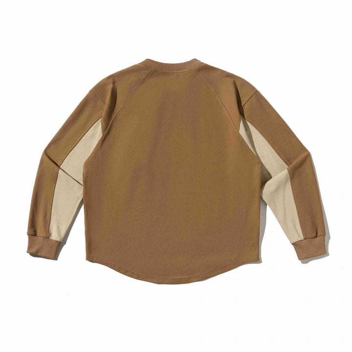 Unisex Oversize Sweatshirt with raglan sleeves, two-tone inserts and utility chest pocket Mune Fashion