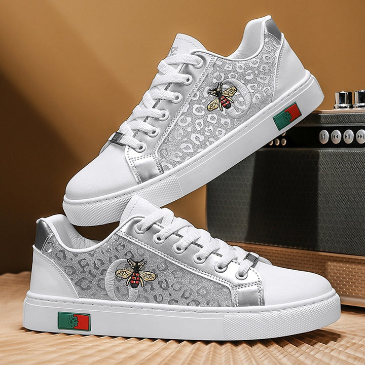 Women's fashionable platform sneakers with embroidered bee appliqué and discreet animal embossing Mune Fashion