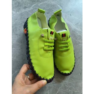 Women's lightweight everyday slip-on sneakers with hidden lacing, elastic entry, and grippy trail sole Mune Fashion