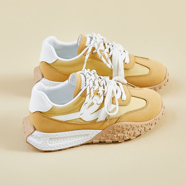 Women’s sporty sneakers with modern design and sturdy profile Mune Fashion