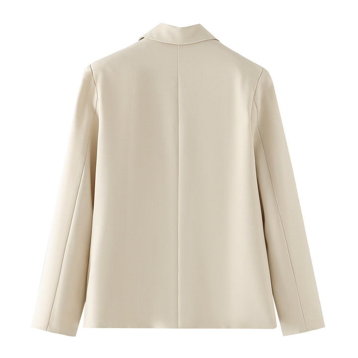 Women's lightweight double-breasted blazer made of textured crepe with flap pockets and defined waist shape Mune Fashion