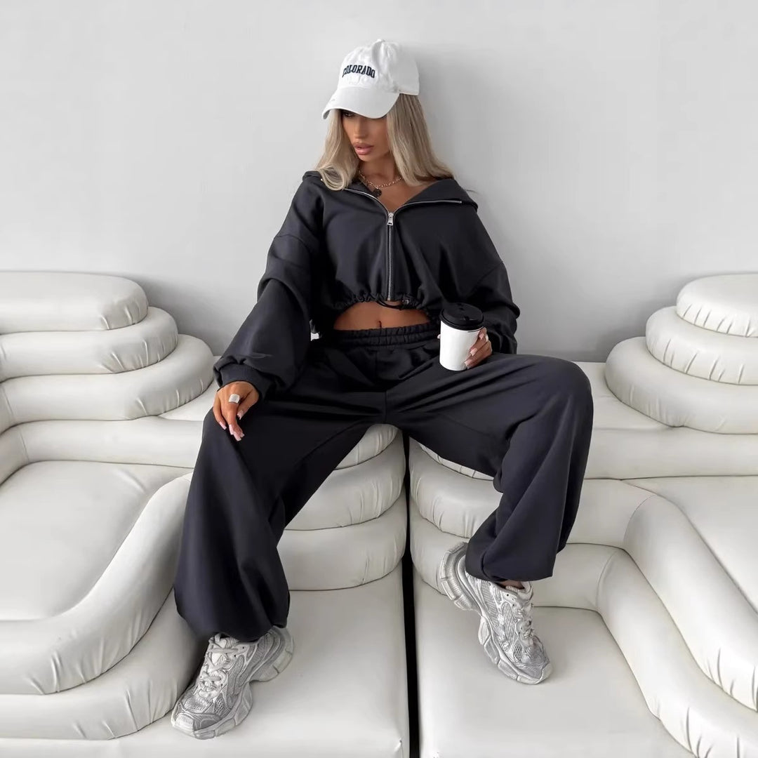 Women's Short Cut Hooded Sweatshirt and Loose Lounge Jogging Pants Set Mune Fashion