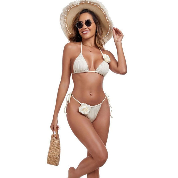Ladies triangular bikini with elaborate flower detail Mune Fashion