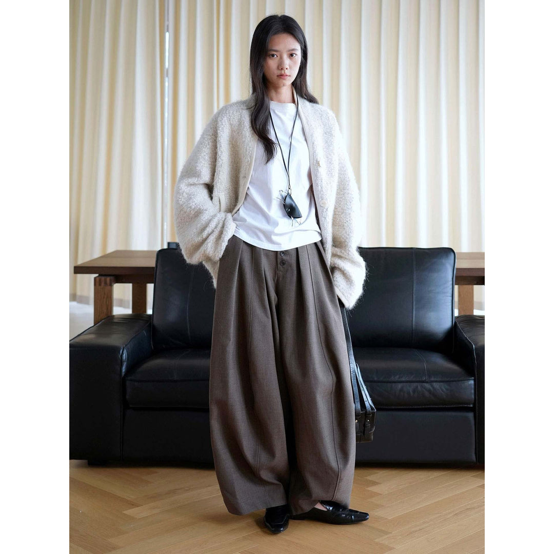 Women wide pants with high waist and decorative button placket Mune Fashion