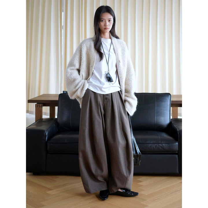 Women wide pants with high waist and decorative button placket Mune Fashion