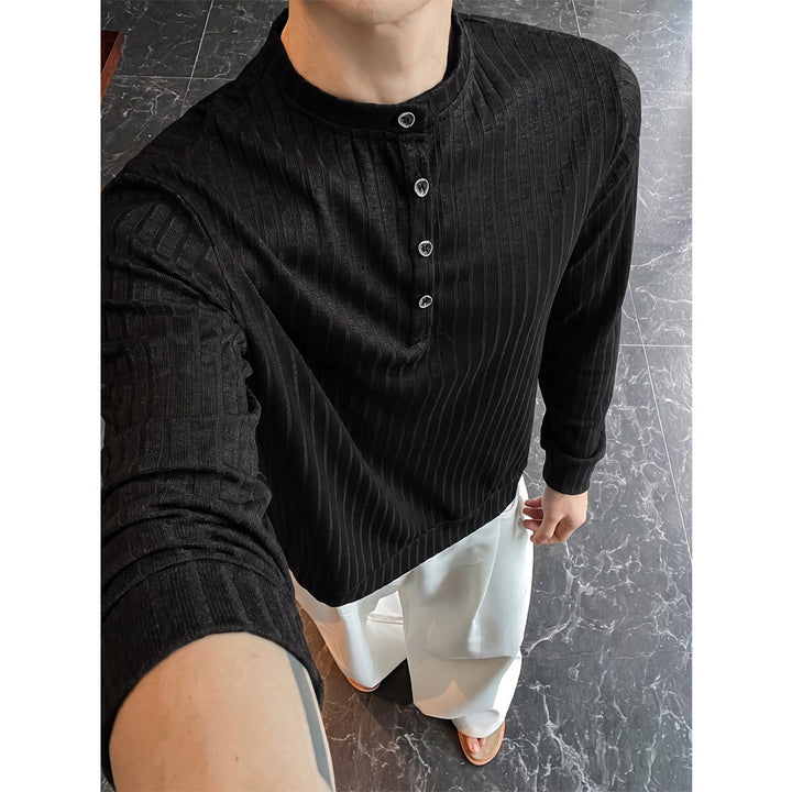 Men's fine structure Henley with stand-up collar and decorative button placket Mune Fashion
