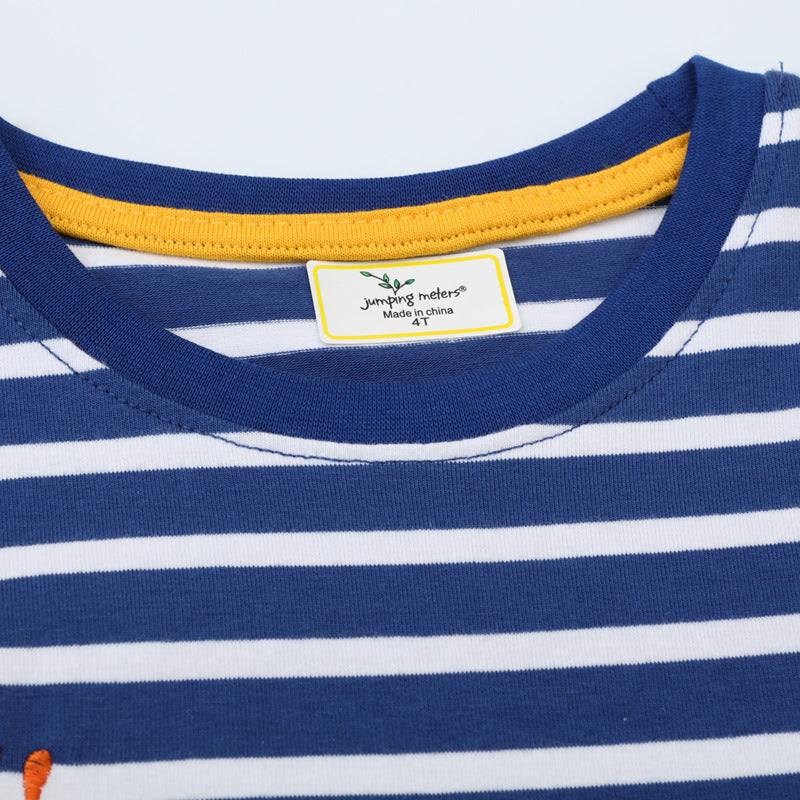 Boys T-shirt with animal motif and playful vehicle design Mune Fashion