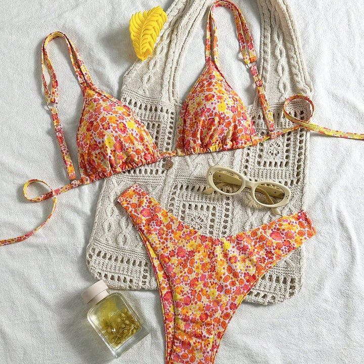 Women’s Triangle Bikini with flowing floral design Mune Fashion
