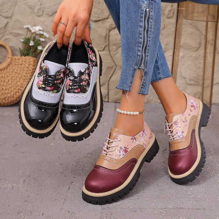 Women’s Platform Brogue Lace-Up Shoes with Floral Pattern and Patent Details Mune Fashion