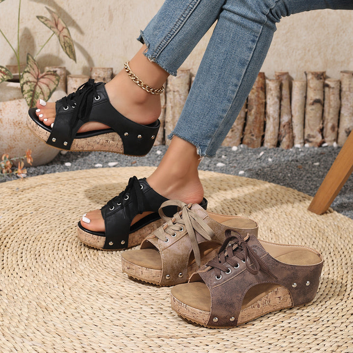 Women's wedge sandals with lacing and cork platform Mune Fashion