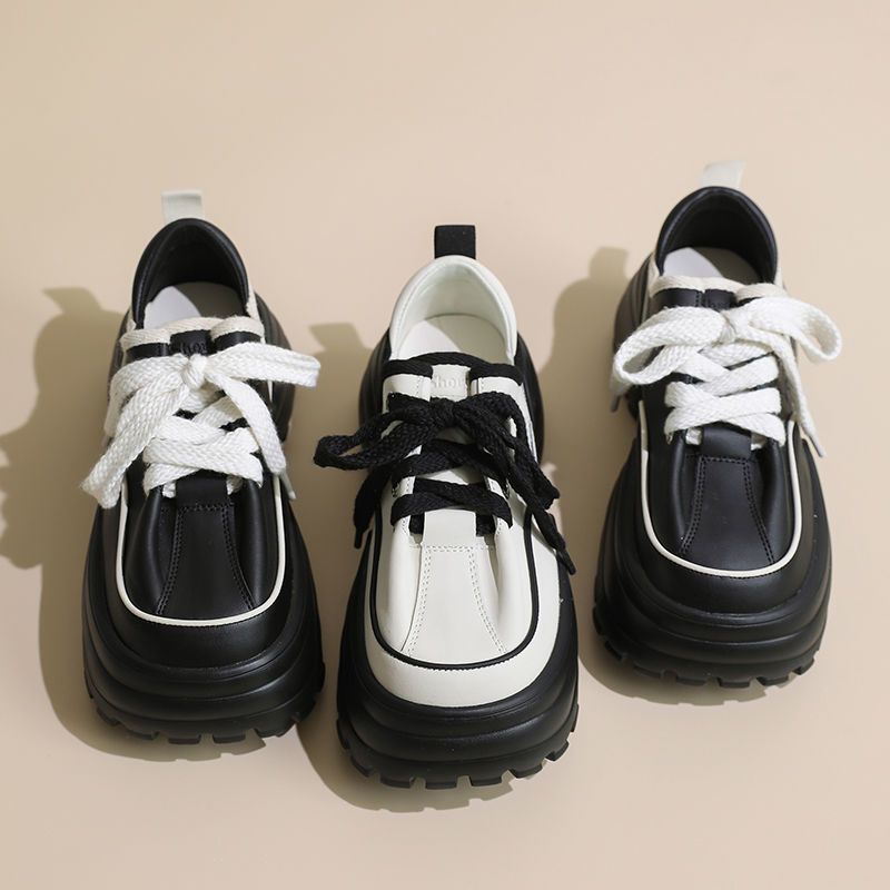 Women's Sporty Chunky Sneakers with durable upper material and non-slip sole Mune Fashion