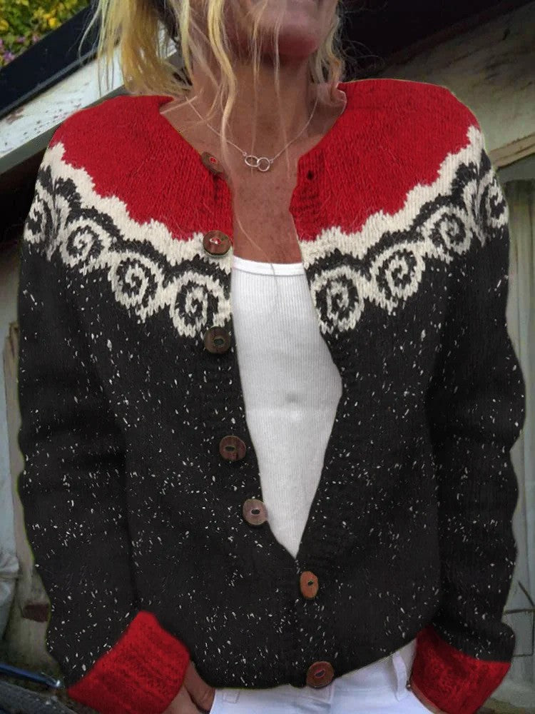 Women's patterned cardigan with round yoke, wooden buttons, and welt pockets Mune Fashion