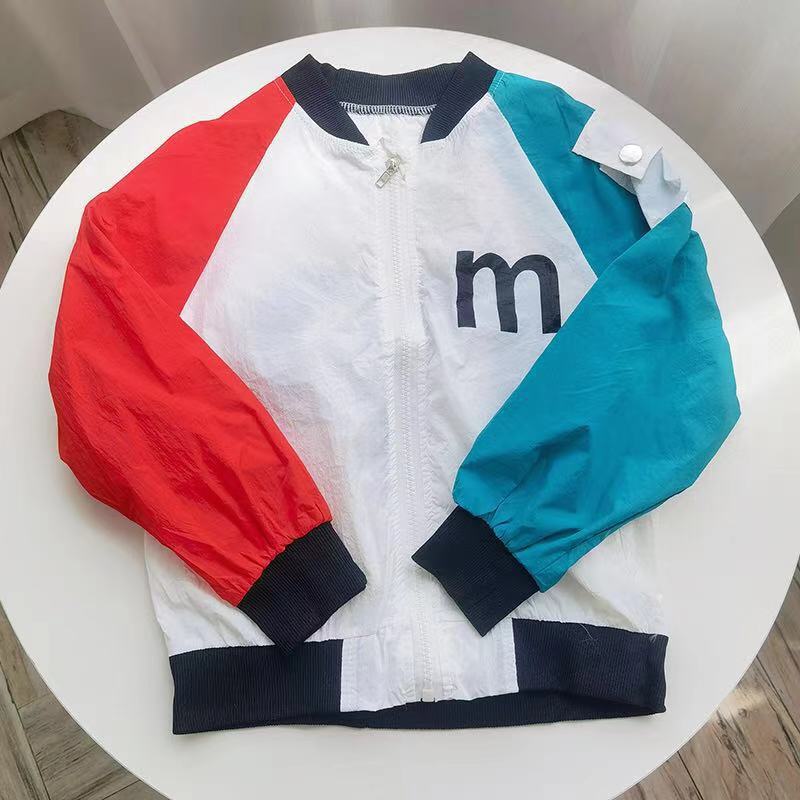 Women sporty hoodie jacket with light UV protection Mune Fashion