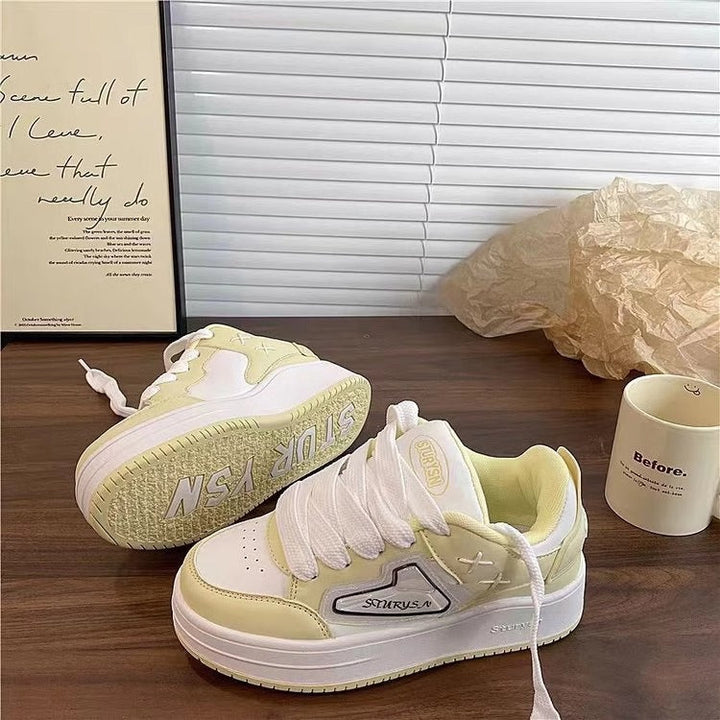 Women's sporty sneakers with high comfort and fashionable design Mune Fashion