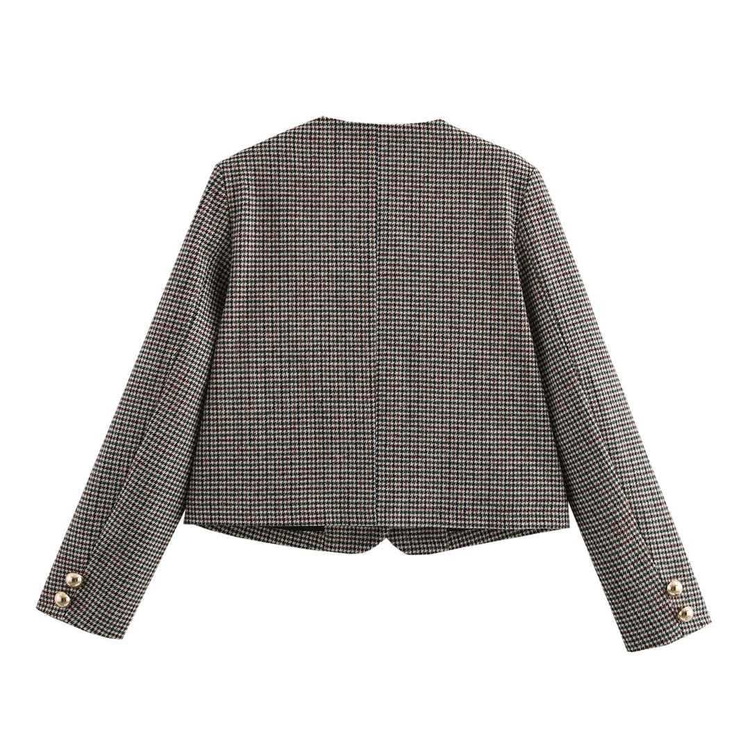 Women's tailored short jacket in houndstooth pattern with golden decorative buttons and angled pockets Mune Fashion