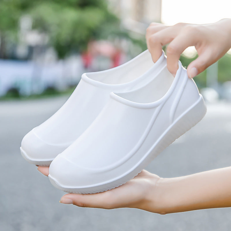 Unisex Waterproof Slip Clogs with Shock-Resistant EVA Sole and Ergonomic Footbed Mune Fashion