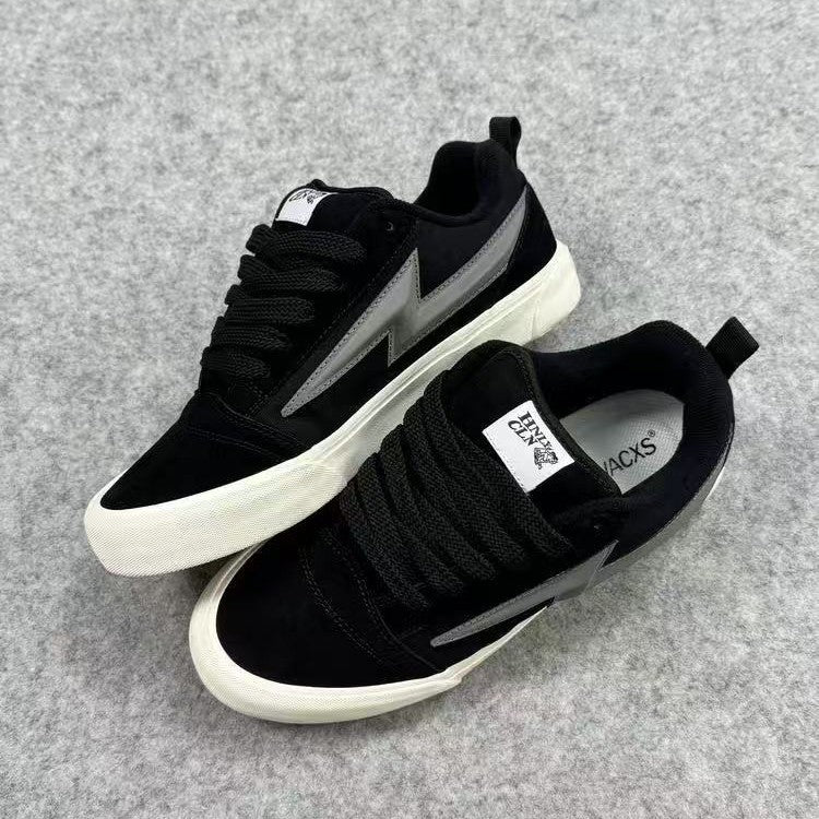 Women's sporty sneakers with futuristic accents and durable outsole Mune Fashion