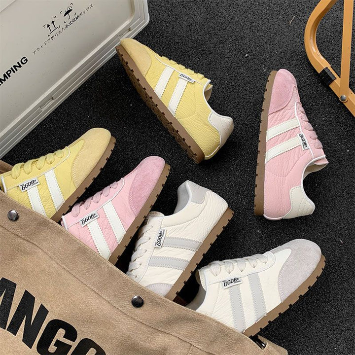 Women's sporty sneakers made of high-quality suede with a sturdy sole Mune Fashion