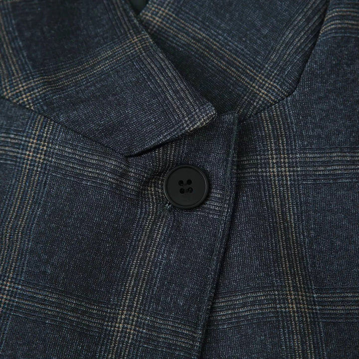 Women's checked blazer with stand-up collar, diagonal button placket and flap pockets Mune Fashion