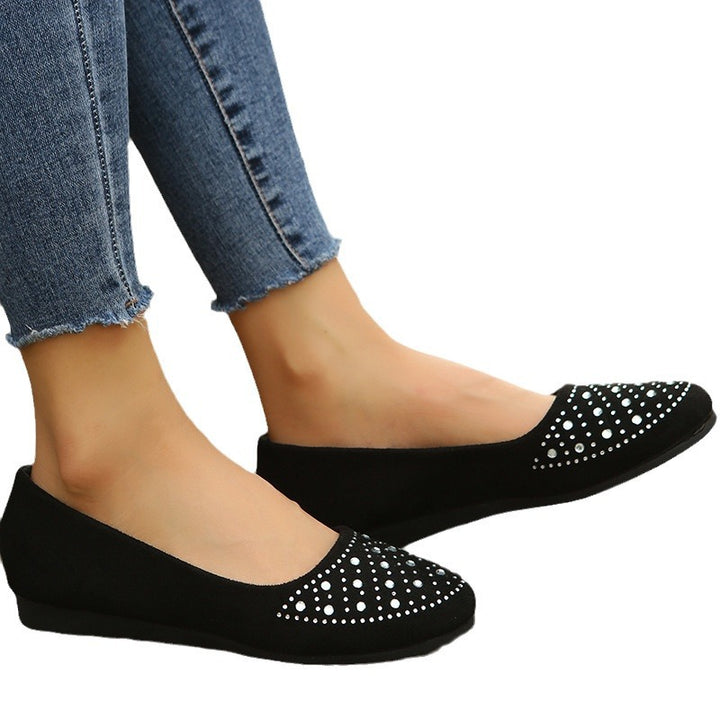 Women's flat ballerina slippers made of imitation suede with rhinestone appliqué and padded comfort insole Mune Fashion