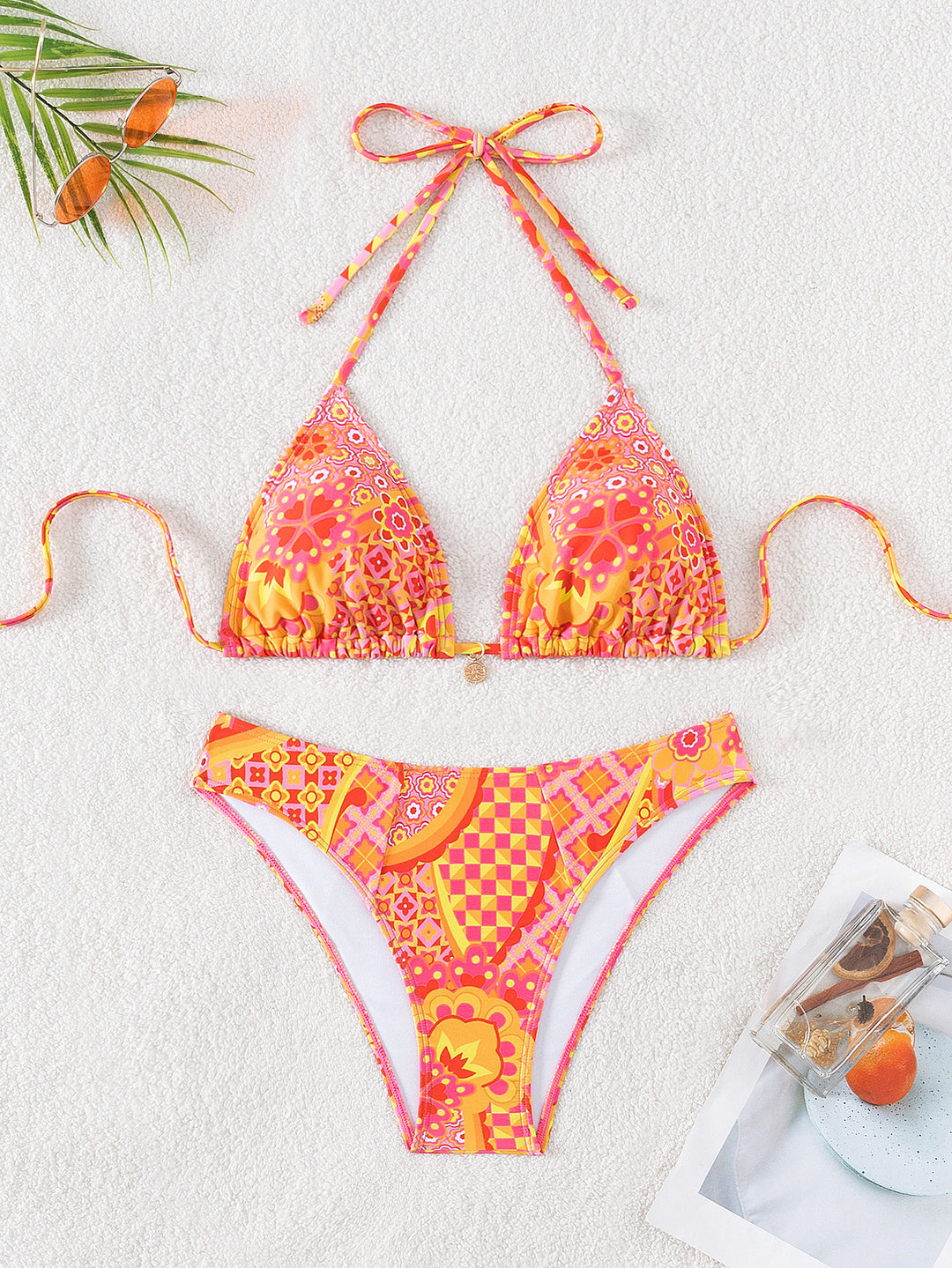 Women's triangle bikini with floral patterns and adjustable straps Mune Fashion