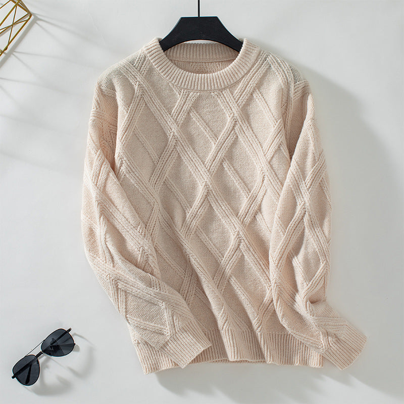 Ladies' chunky textured knit sweater with large diamond pattern, ribbed hem and round neck Mune Fashion