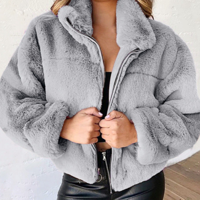 Women nan short cozy faux fur jacket with stand-up collar and zipper Mune Fashion
