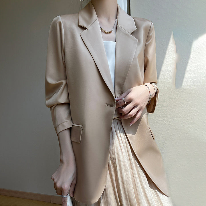 Women Slightly Tailored Long Blazer with Button Closure and Flap Pockets Mune Fashion