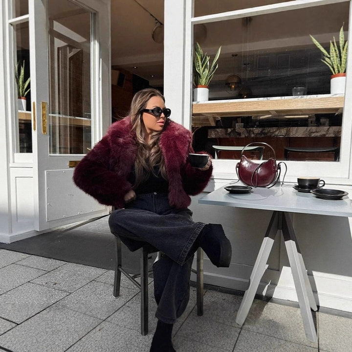 Women short jacket made of vegan high-pile faux fur with generous shawl collar Mune Fashion
