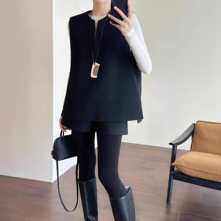 Women Elegant Vest made of fine fabric Mune Fashion