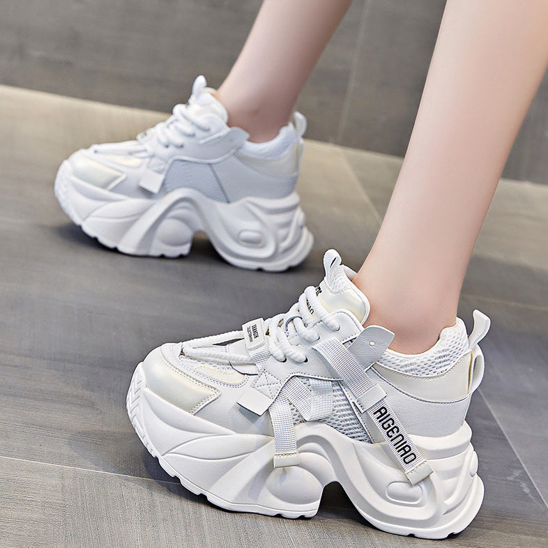 Women's Chunky Sneakers with futuristic silhouette and breathable upper material Mune Fashion