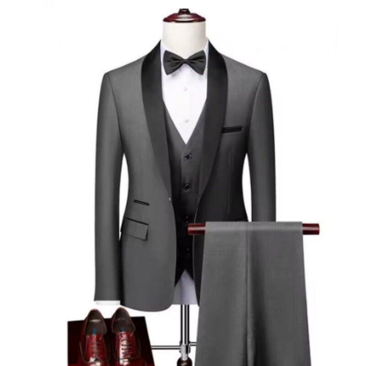 Men's tailor-made tuxedo with shawl collar, vest, and elegant evening trousers Mune Fashion