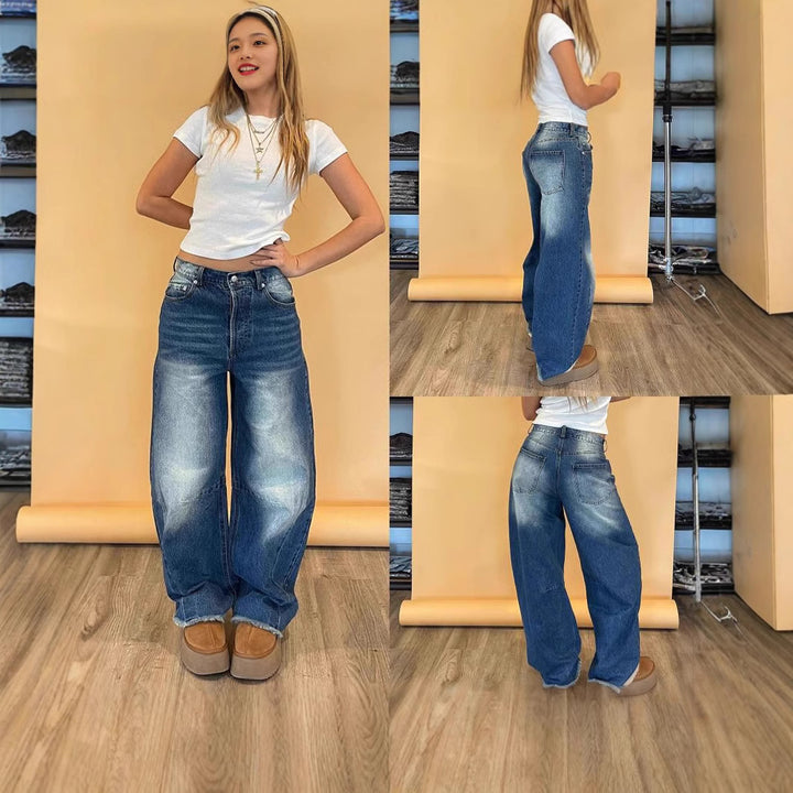 Women's wide baggy jeans with a low crotch seam, prominent knee patches, and reinforced five-pocket cut Mune Fashion