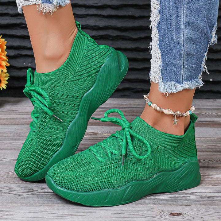 Ladies breathable slip-on sports shoes with flexible upper material Mune Fashion