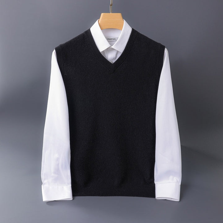 Men's Fine V-Neck Knit Vest Made of Merino Blend with Ribbed Hem Mune Fashion