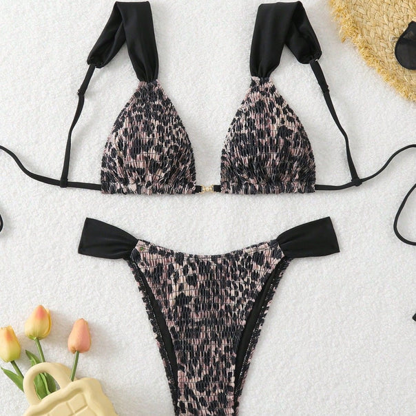 Women Triangle Bikini with Elegant Band Design Mune Fashion