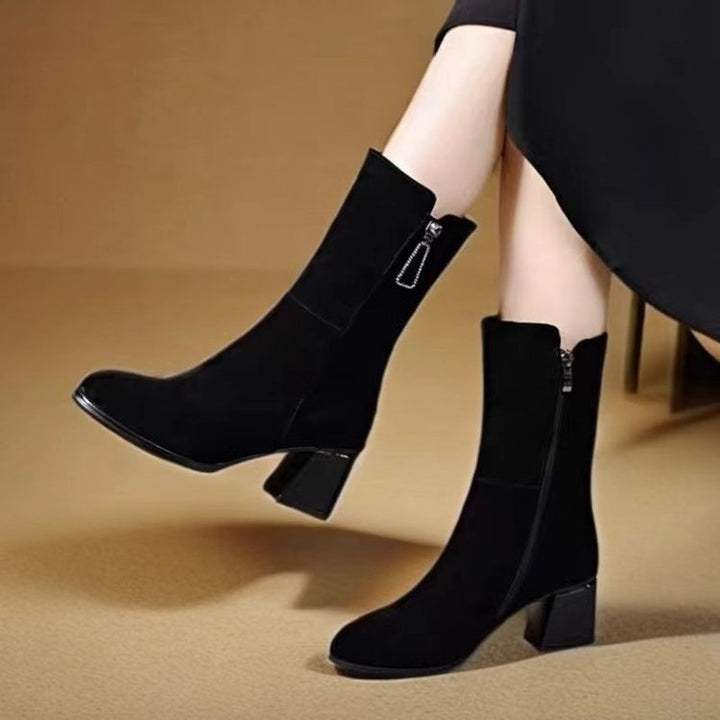 Women's elegant and stylish ankle boots with block heel Mune Fashion