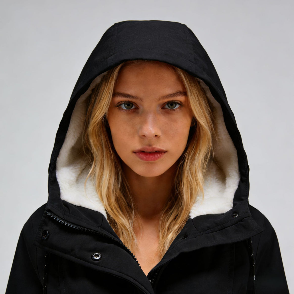 Women's Water-Repellent Parka with Teddy Lining, Hood and Tailored Fit Mune Fashion