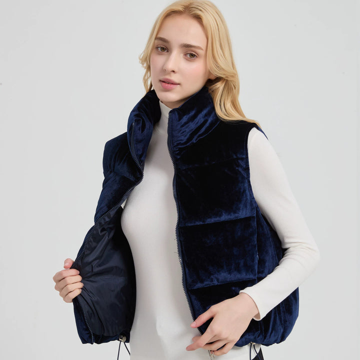 Women short-cut velvet quilted vest with high stand-up collar and thermal lining Mune Fashion
