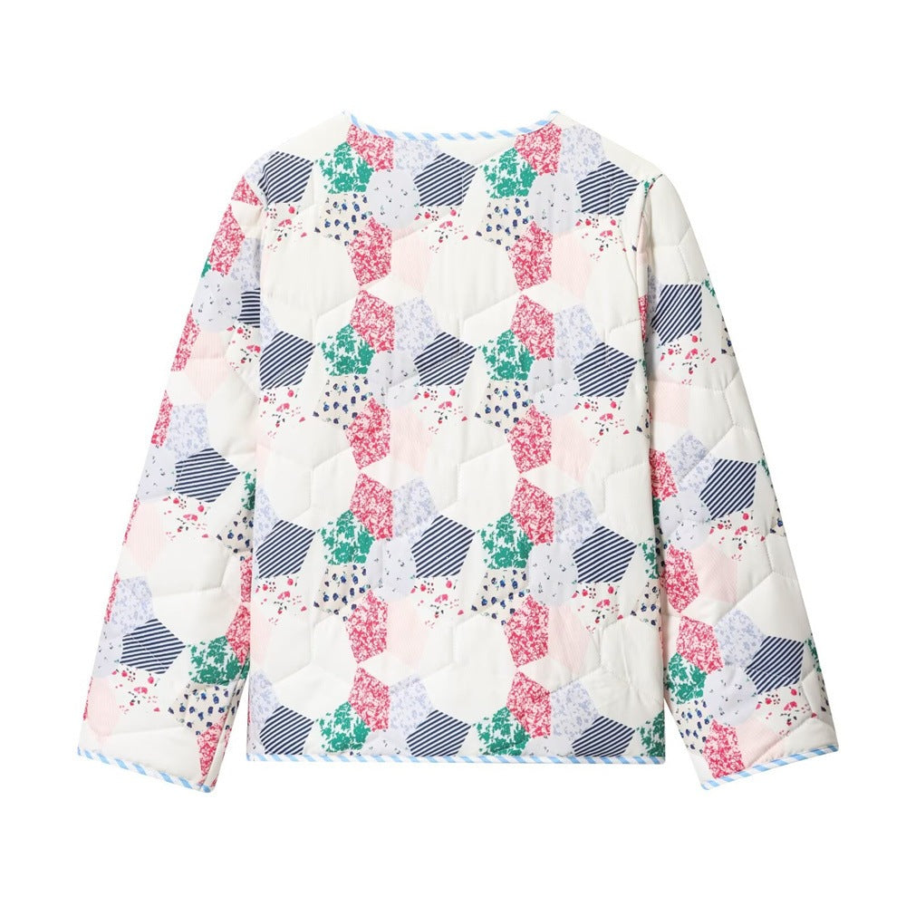 Women's Quilted Short Jacket in Patchwork Quilt Look with Button Placket and Patch Pockets Mune Fashion