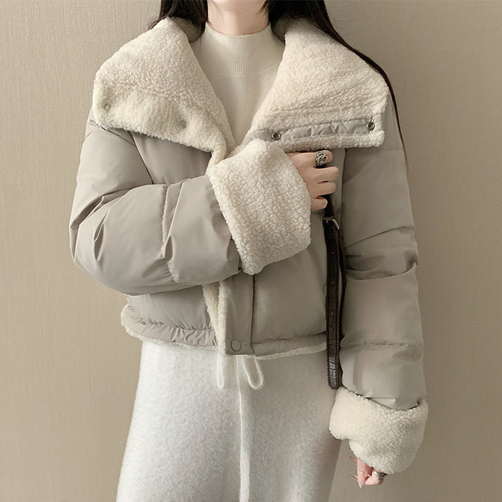 Women's short padded jacket with high-closing shawl collar and teddy cuffs Mune Fashion