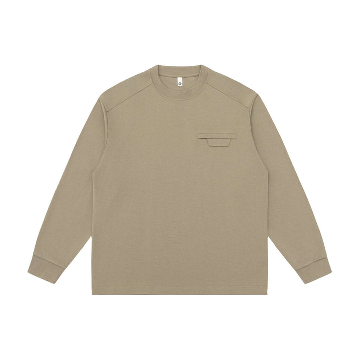 Unisex Oversize Sweatshirt with raglan sleeves and concealed chest flap Mune Fashion