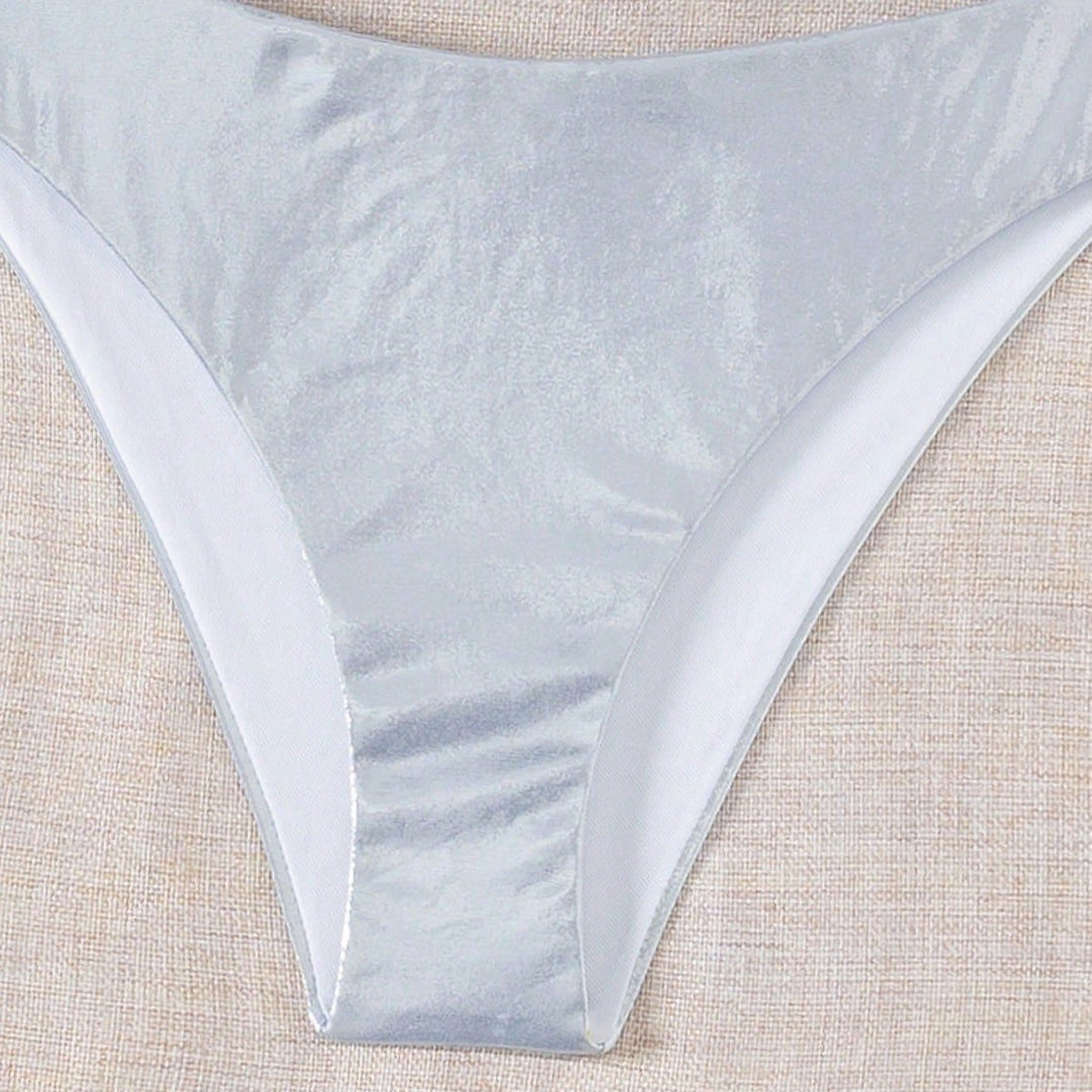 Women's bandeau bikini with shiny top and high leg cut Mune Fashion